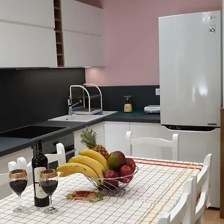Venus Apartment *